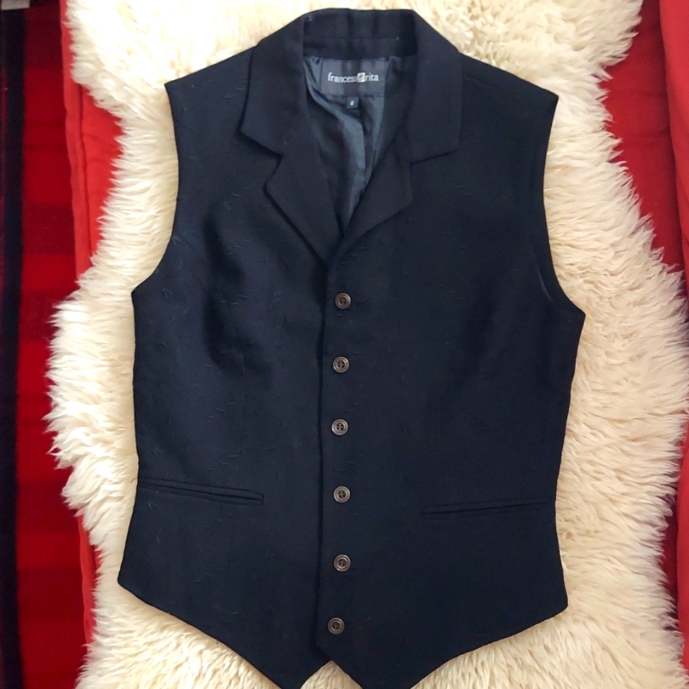 Bitton down black wool vest